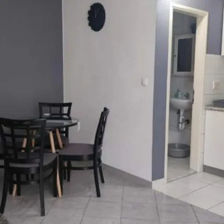 Mira Roso - One Bedroom 2