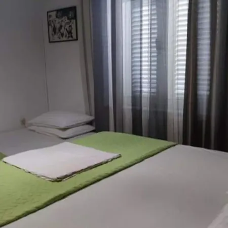 Mira Roso - One Bedroom 2 * Makarska